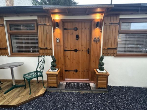 Picton Cottage Studio - A beautiful newly refurbished annexe with handmade features